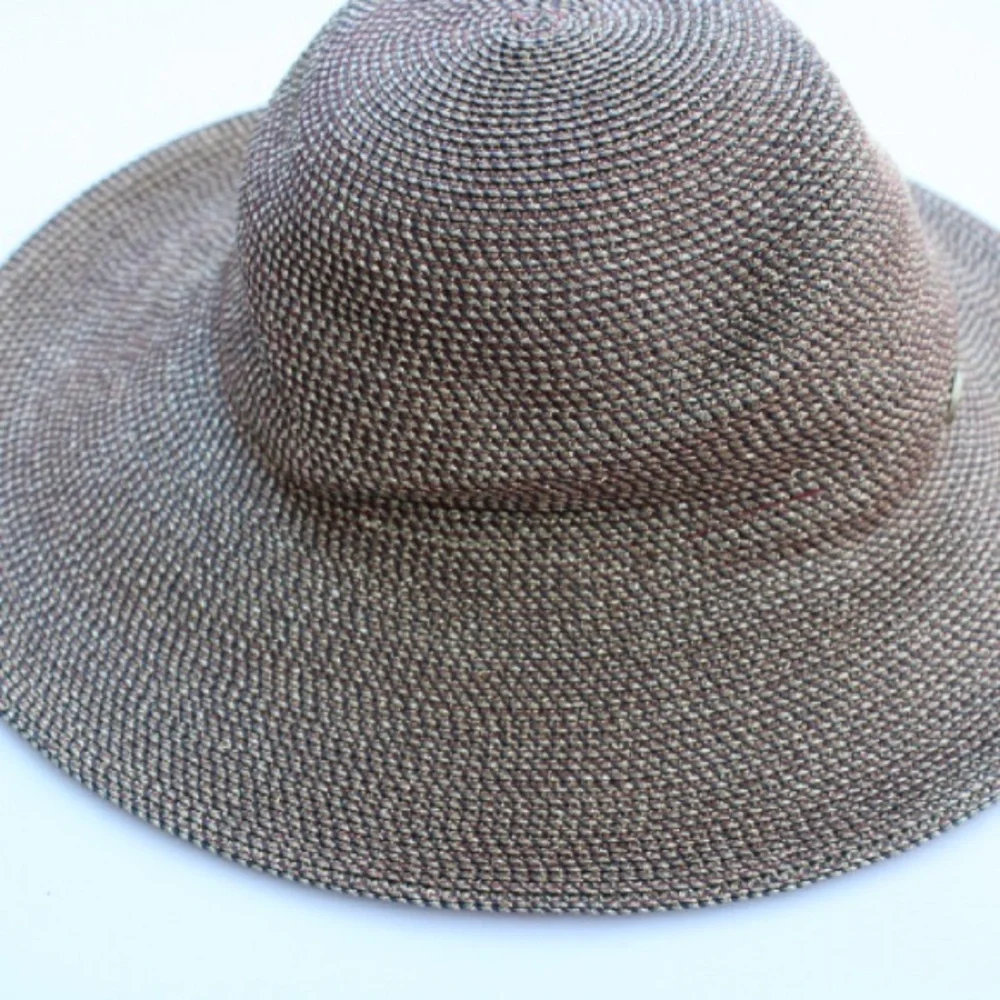 Eric Javits Squishee Hampton hat - Picture 9 of 12